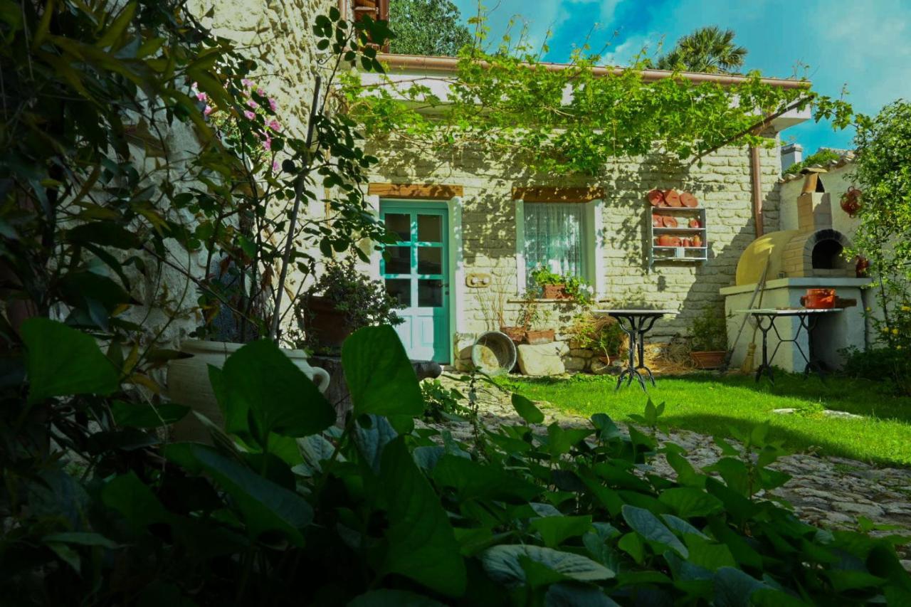 Gesturi Cortis Antigas B&B 외부 사진